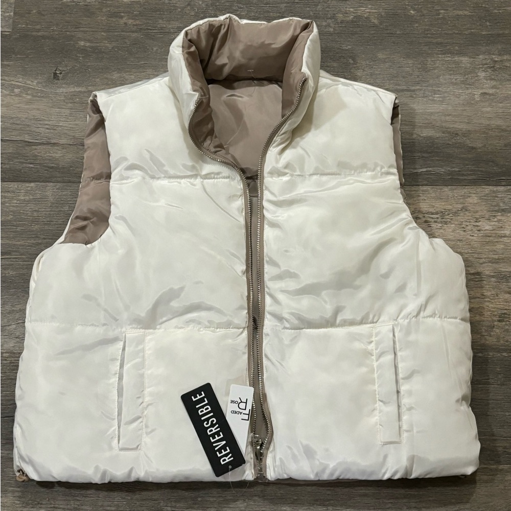 BRAND NEW WITH TAGS WOMENS FADED ROSE REVERSIBLE PUFFER VEST SZ MEDIUM